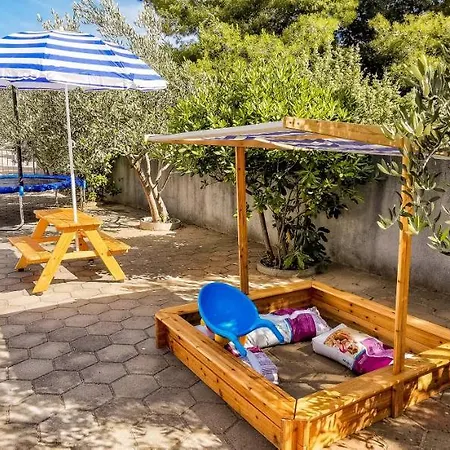 Nono Jure , Private Pool & Sauna
