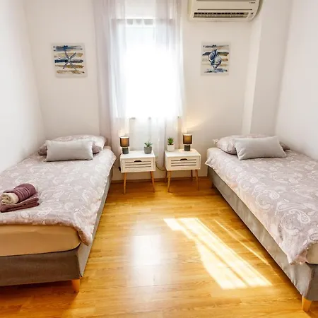 Villa Nono Jure - Private Pool & Jacuzzi, Milna Brac * 밀나