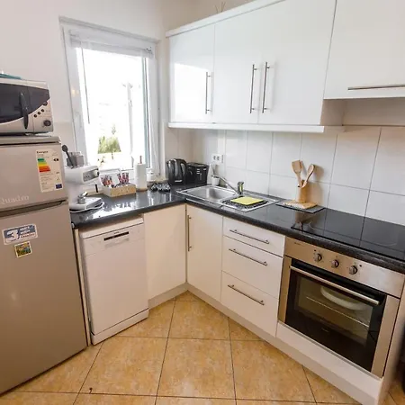 펜션 Villa Nono Jure - Private Pool & Jacuzzi, Milna Brac 밀나