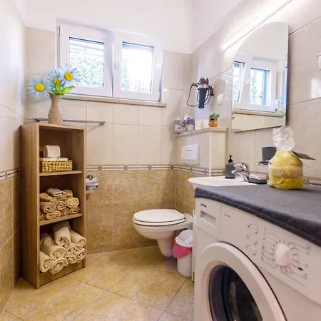 Vakantiehuis Nono Jure-private Pool , Sauna & Jacuzzi Milna (Brac)