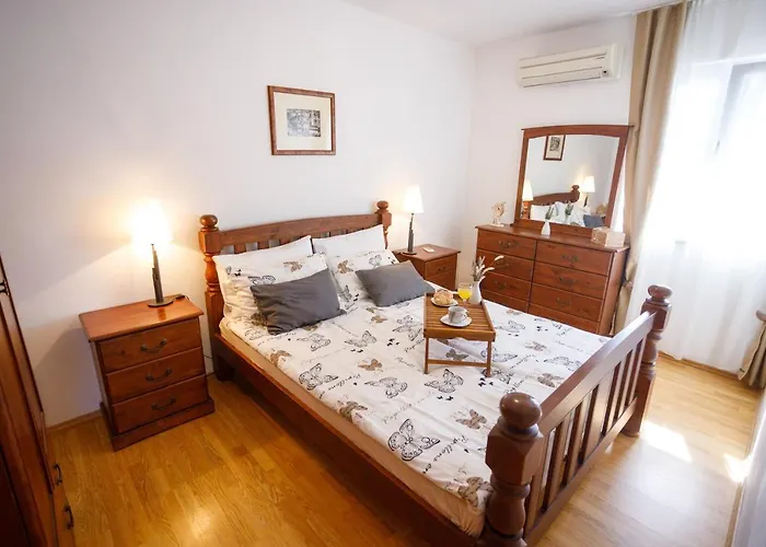 Nono Jure-private Pool , Sauna&jacuzzi Milna (Brac)