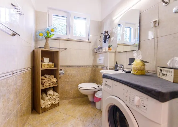 Casa vacanze Nono Jure-private Pool , Sauna&jacuzzi Milna (Brac)