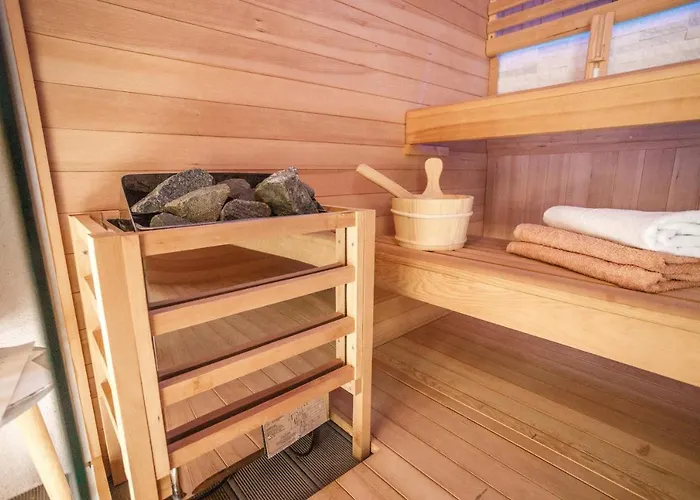 Nono Jure-private Pool , Sauna&jacuzzi
